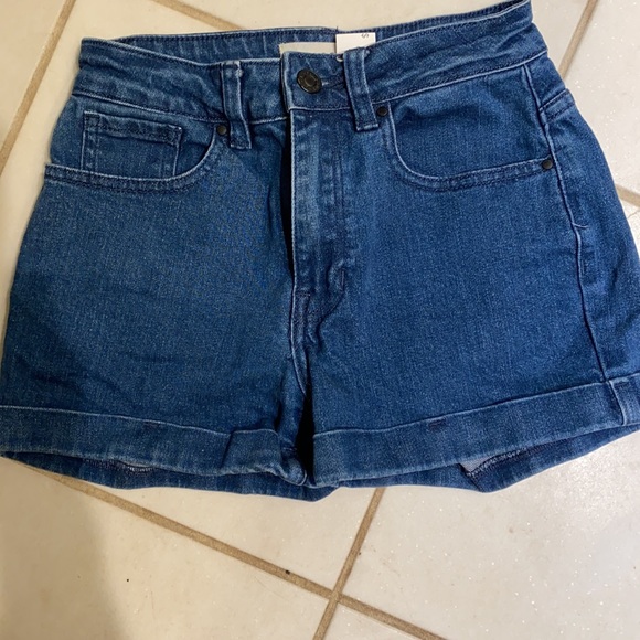 Pac Sun High Waisted Shorts - Picture 2 of 8